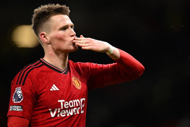 Tin chuyển nhượng 18/7: MU từ chối đề nghị hỏi mua McTominay, Man City đón 'Vinicius mới' - Ảnh 1.