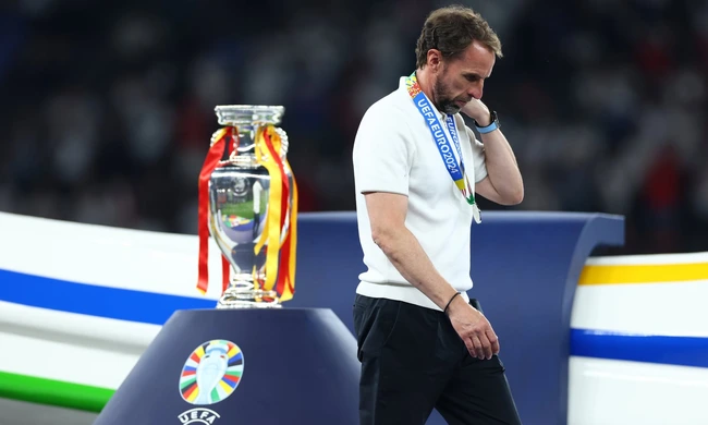 Gareth Southgate chính thức từ chức HLV tuyển Anh sau thất bại ở chung kết EURO 2024 - Ảnh 1.