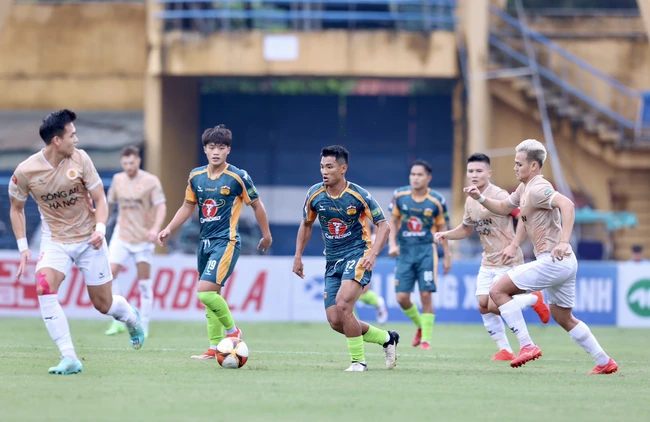 Tin nóng bóng đá Việt 1/8: V-League có 'diện mạo' mới, Thể Công Viettel muốn đua vô địch - Ảnh 1.