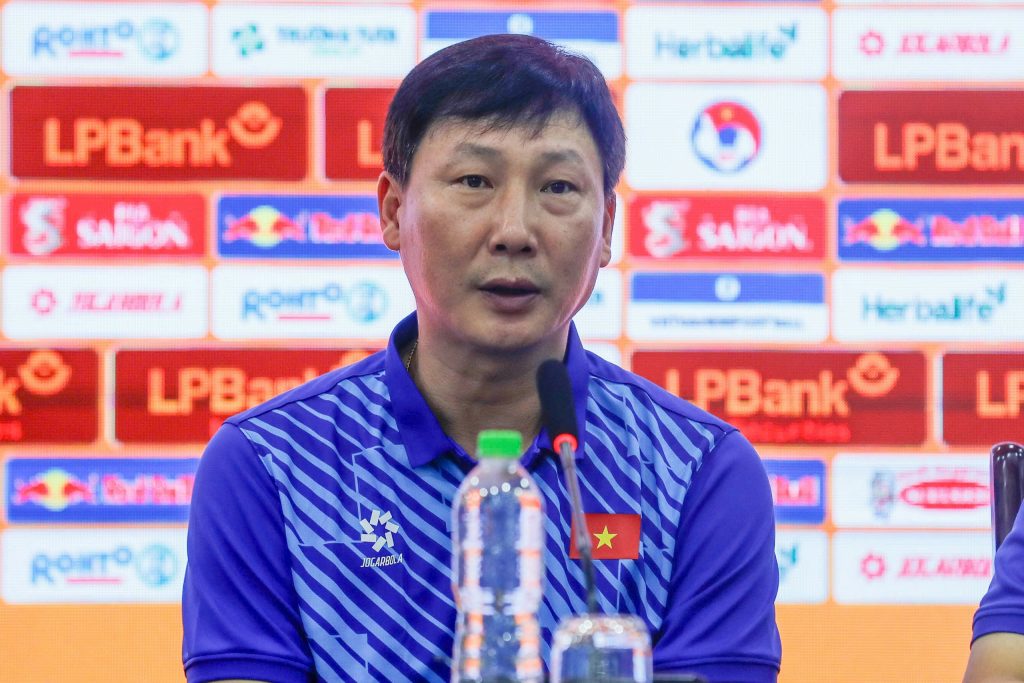 HLV Kim Sang Sik: ‘Tôi dành trận đấu gặp Nga cho Đặng Văn Lâm' - Ảnh 1., 123b, trang chủ 123b