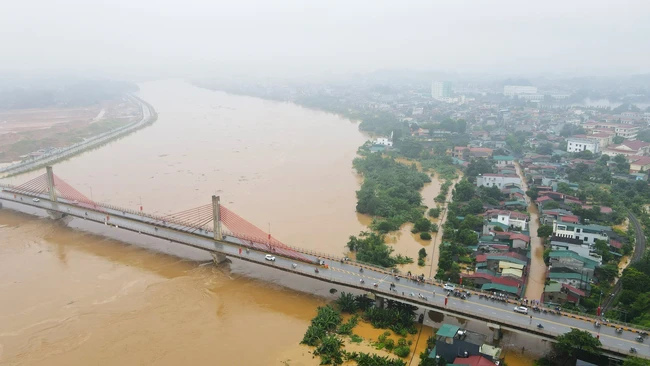 Thành phố Yên Bái: Hơn 3.500 hộ dân phải di dời do nước sông Hồng dâng cao - Ảnh 1., 123b, trang chủ 123b